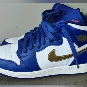 Jordan 1 Gold Medal Blue 6Y women 7.5 Retro