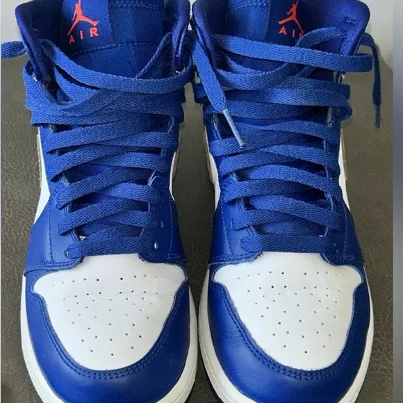 Jordan 1 Gold Medal Blue 6Y women 7.5 Retro