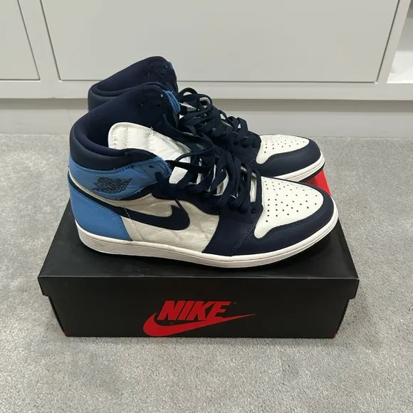 Jordan 1 Retro High Obsidian