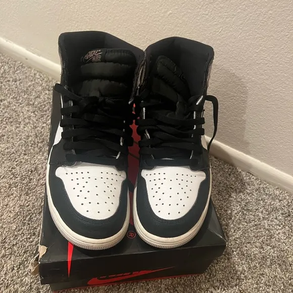 Jordan 1 Retro High OG Sneakers