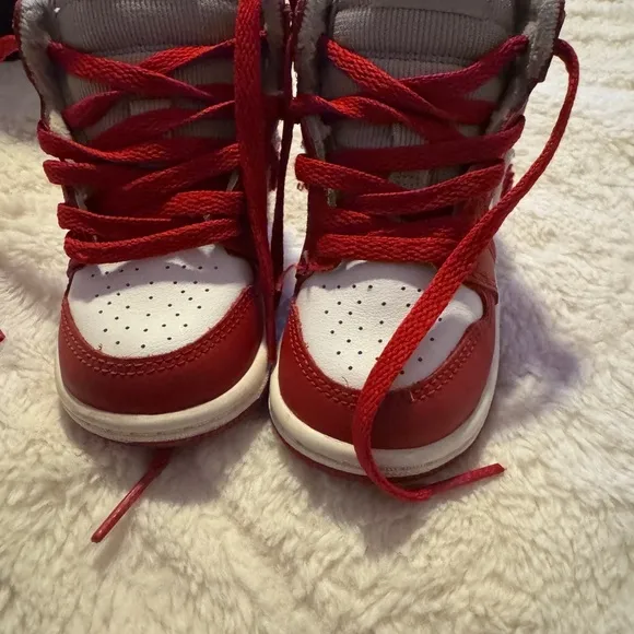 Jordan 1 Retro High OG (TD) Sneakers