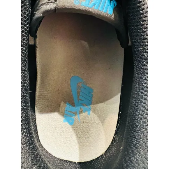 Jordan 1 Retro Low OG Black and Dark Powder Blue Sneakers Sz 11