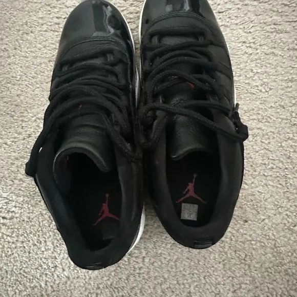 Jordan 11 72-10 Lows