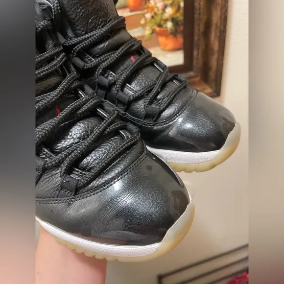 Jordan 11 Retro 72-10 sneakers