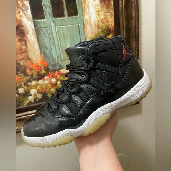 Jordan 11 Retro 72-10 sneakers