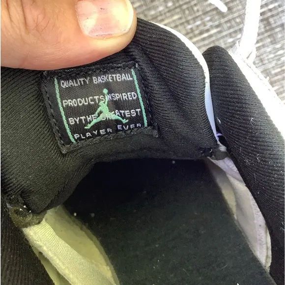 Jordan 11 Retro Low Concord sneakers 💚🤍🖤