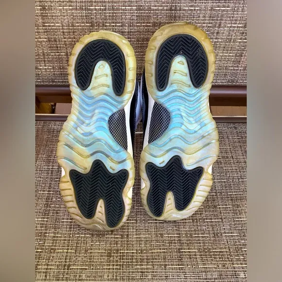 Jordan 11 Retro Low Concord sneakers 💚🤍🖤