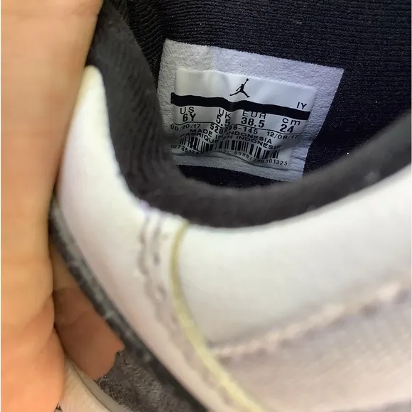 Jordan 11 Retro Low Concord sneakers 💚🤍🖤
