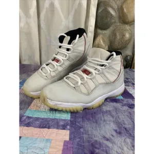 Jordan 11 Retro Platinum Tint 2018 pre-owned Size 11
