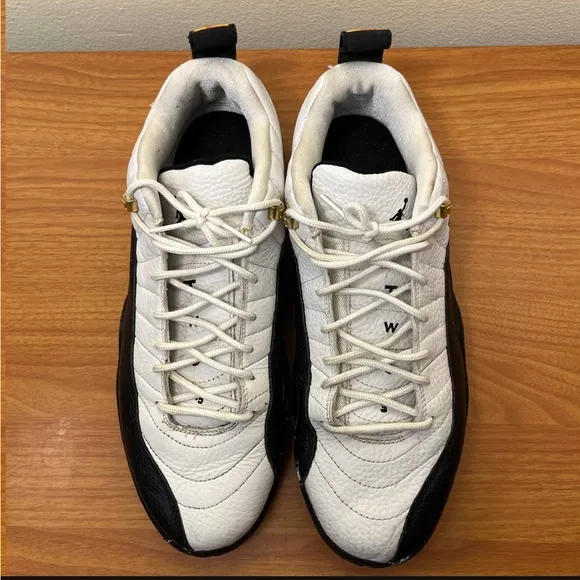 Jordan 12 Low Taxi