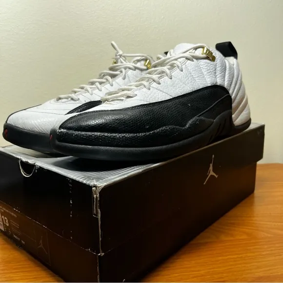 Jordan 12 Low Taxi