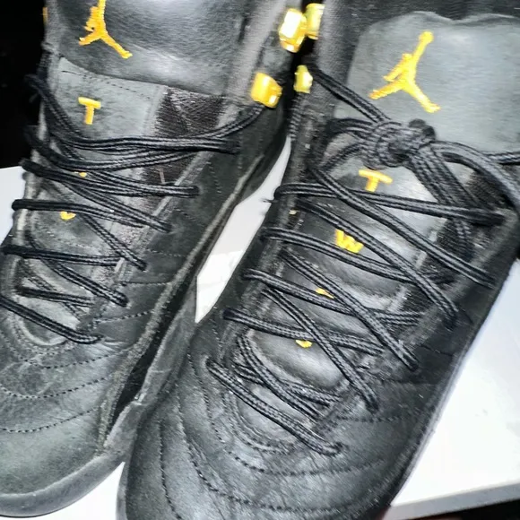 Jordan 12 Retro Black Taxi (GS) 5Y boy’s sneakers