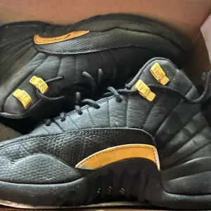 Jordan 12 Retro Black Taxi (GS) 5Y boy’s sneakers