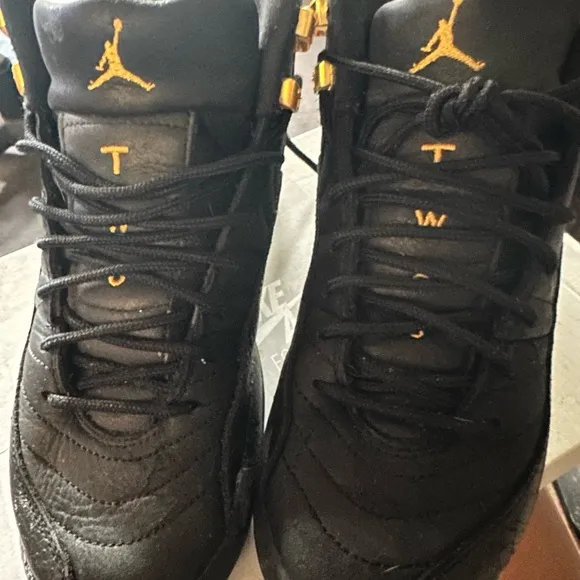 Jordan 12 Retro Black Taxi (GS) 5Y boy’s sneakers