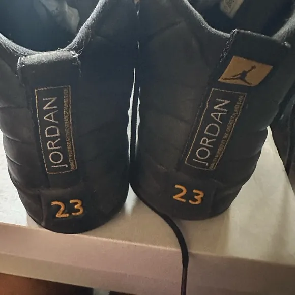 Jordan 12 Retro Black Taxi (GS) 5Y boy’s sneakers