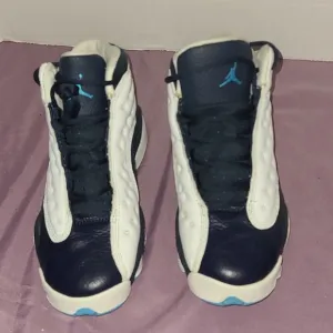 Jordan 13 Retro GS Obsidian Size 4 y