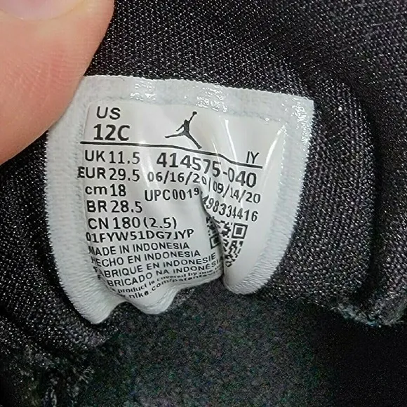 Jordan 13 Retro Sneakers