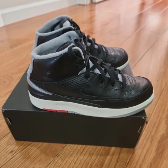 Jordan 2 Retro Sneakers