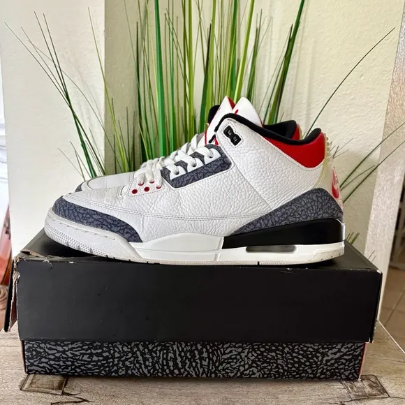 Jordan 3 Retro Denim Fire Red Sneakers