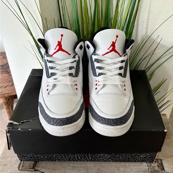 Jordan 3 Retro Denim Fire Red Sneakers