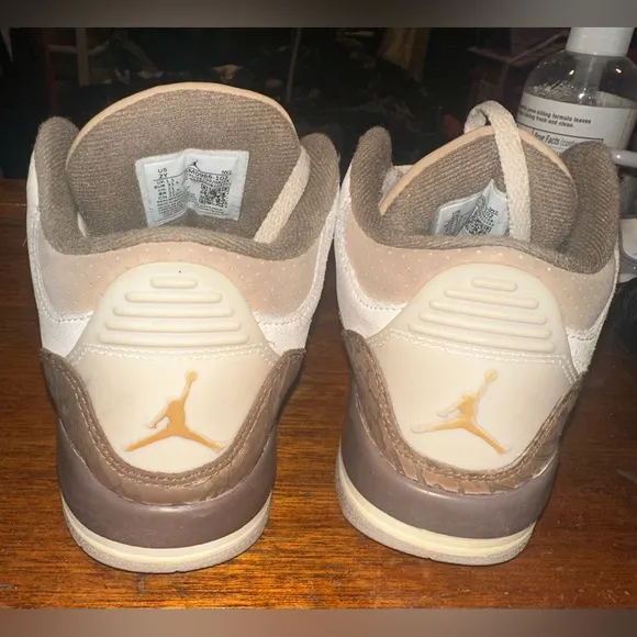 Jordan 3 Retro Palomino Size 2 Youth