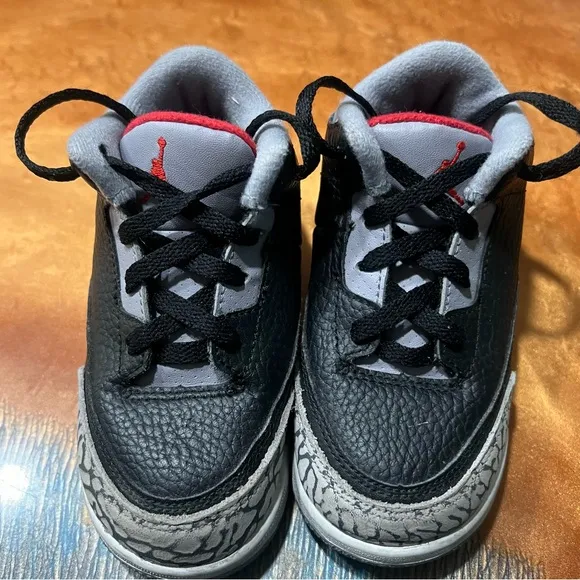 Jordan 3 RetroCement Gray Black Sneakers leather child size 8