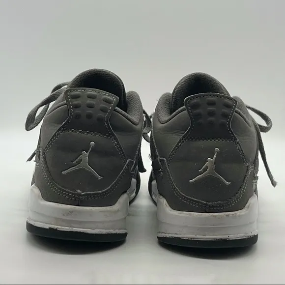 Jordan 4 Retro Cool Grey Sneakers