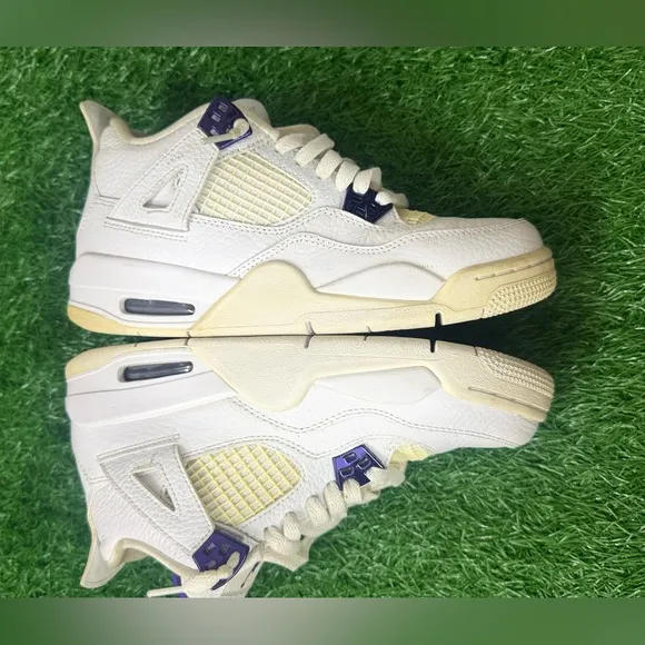 Jordan 4 Retro GSMetallic Purple Size 6.5Y