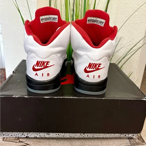 Jordan 5 Retro Mid Fire Red Sneakers