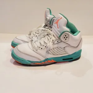 Jordan 5y 440892-100 youth 5 sneakers Miami dolphin color great retro