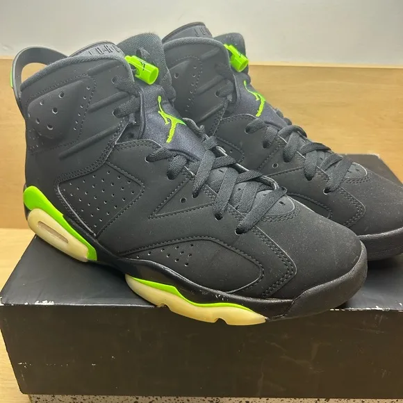Jordan 6 Retro &quot;Electric Green&quot; Size 9.5 Men's VNDS