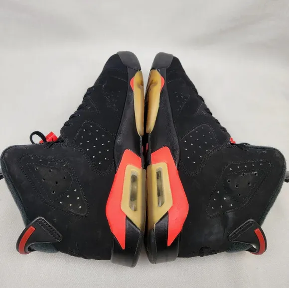 Jordan 6 Retro Black Infrared Black Sneakers
