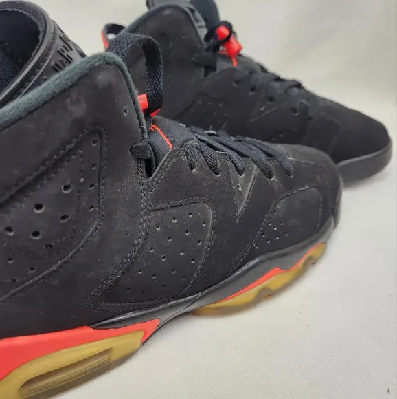 Jordan 6 Retro Black Infrared Black Sneakers