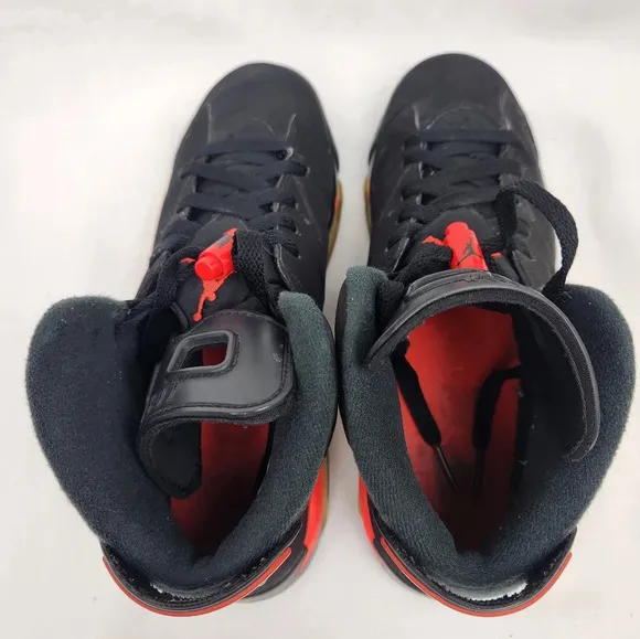 Jordan 6 Retro Black Infrared Black Sneakers