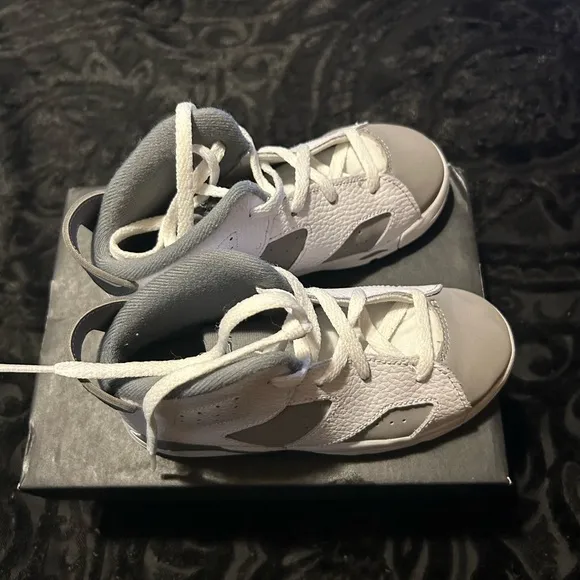 Jordan 6 Retro (TD) Sneakers