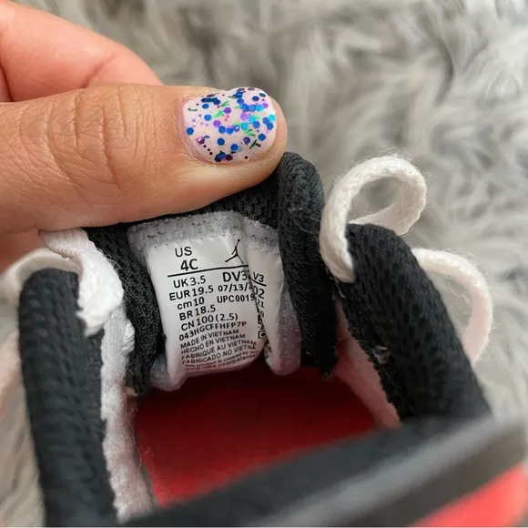 Jordan 6 Retro Toddlers Style sneakers