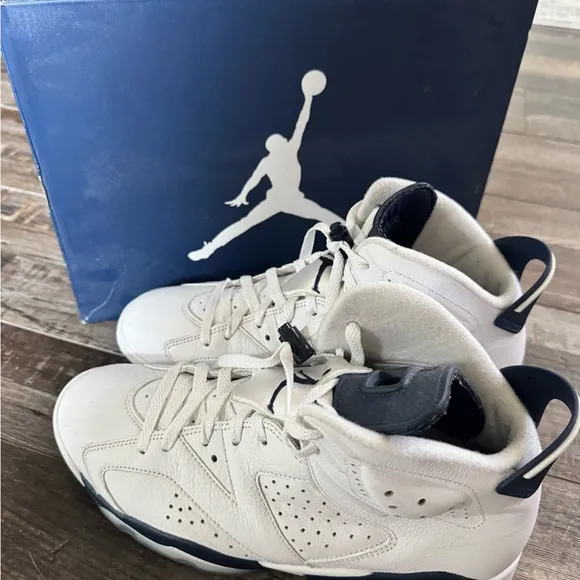 Jordan 6 retro White and Blue High-Top Sneakers