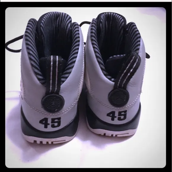 Jordan Air Retro 9 boys basketball 🏀 sneakers