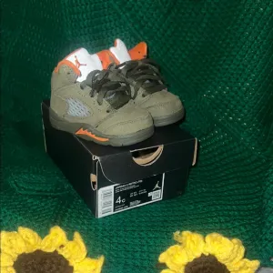 Jordan Kids Olive and Orange Sneakers