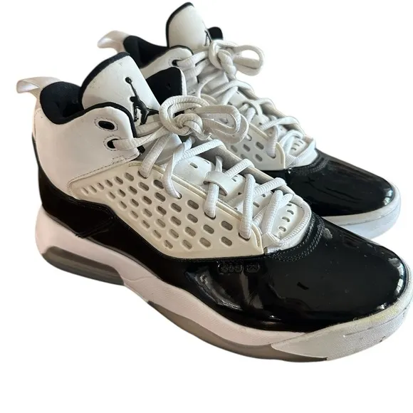 Jordan Maxin 200 &quot;White Ice&quot; Sneakers