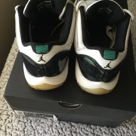 Jordan Retro 11 Low Emerald Green/Purple Flip-Flop