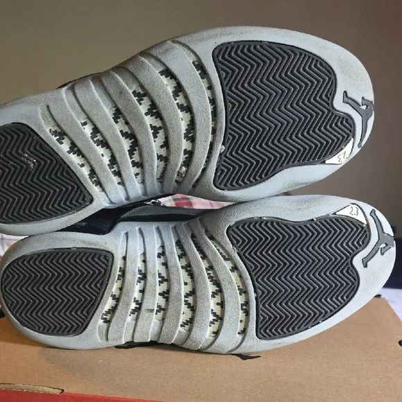 Jordan Retro 12 Used Black and Gray High-Top Sneakers