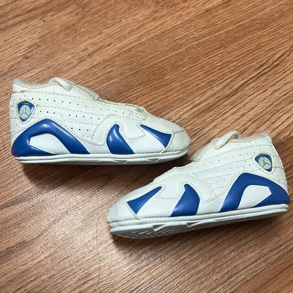 Jordan retro 14 low Pacific blue sneaker