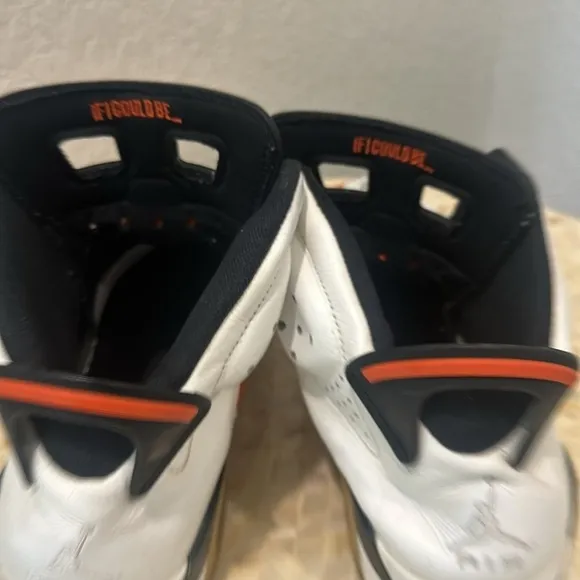 Jordan retro 6 basketball sneakers Size11.5