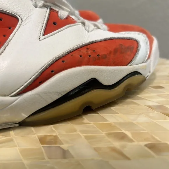 Jordan retro 6 basketball sneakers Size11.5