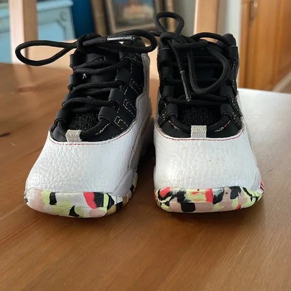 Jordan Retro sneakers
