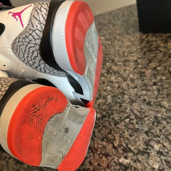 Jordan Retro son of mars hot lava Sneakers EUC 10.5
