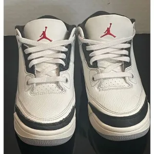 Jordan 3 Retro &quot;Cement Grey&quot; Mid Top DM0966-106 Toddler Sneakers Boy’s Size 13C.