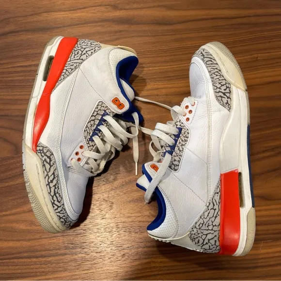 JORDANS (Nike) knicks Jordan 3 retro White and Blue Sneakers with Orange Accents