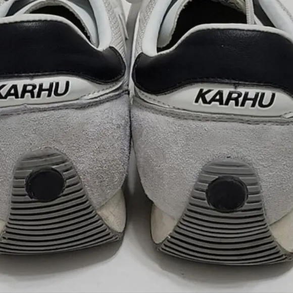 Kahru Sneakers